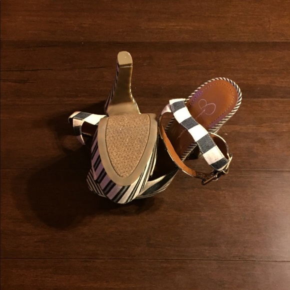 Jessica Simpson Nautical Platform Sandal - Picture 3 of 4